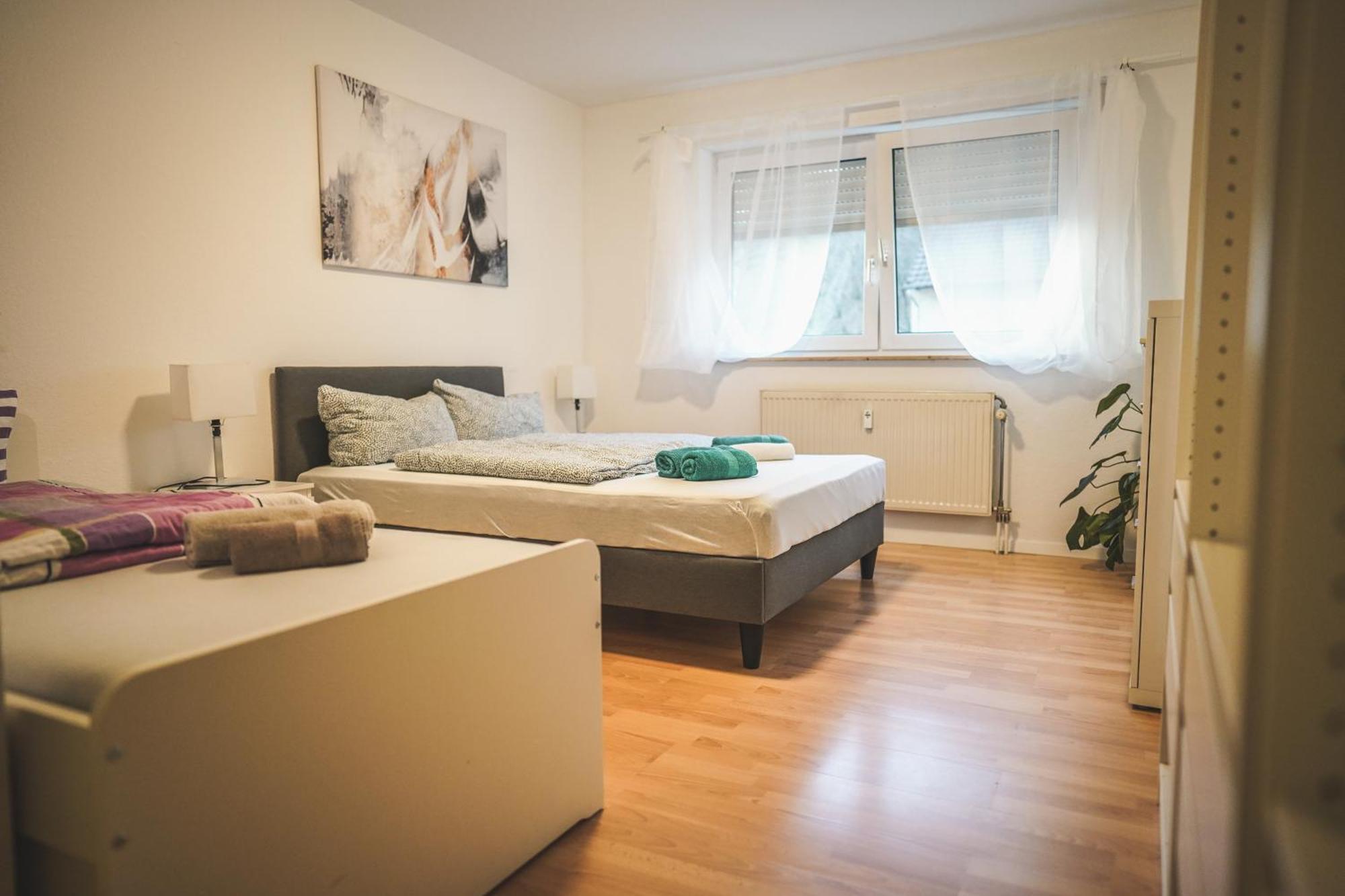Moderne Ferienwohnung In Leimen Mit Balkon, Wehome Komfort المظهر الخارجي الصورة