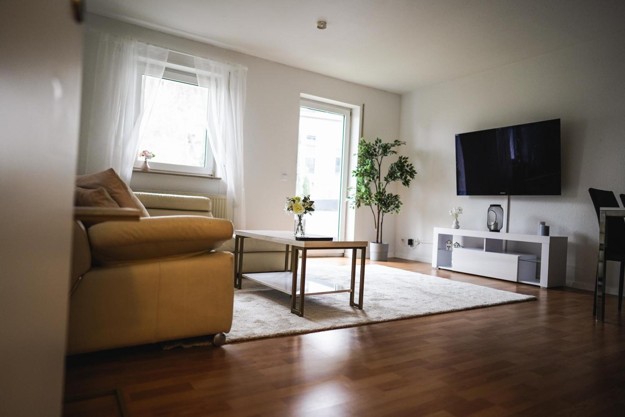 Moderne Ferienwohnung In Leimen Mit Balkon, Wehome Komfort المظهر الخارجي الصورة