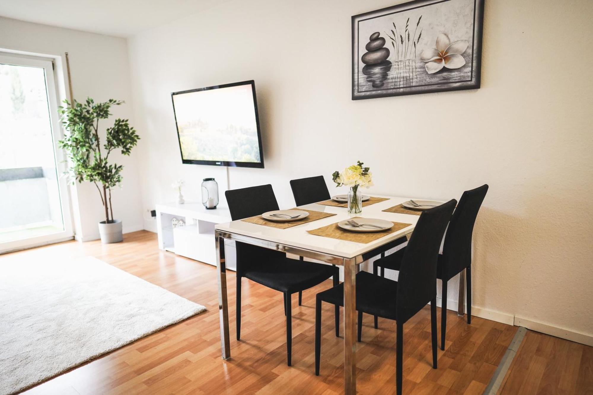 Moderne Ferienwohnung In Leimen Mit Balkon, Wehome Komfort المظهر الخارجي الصورة