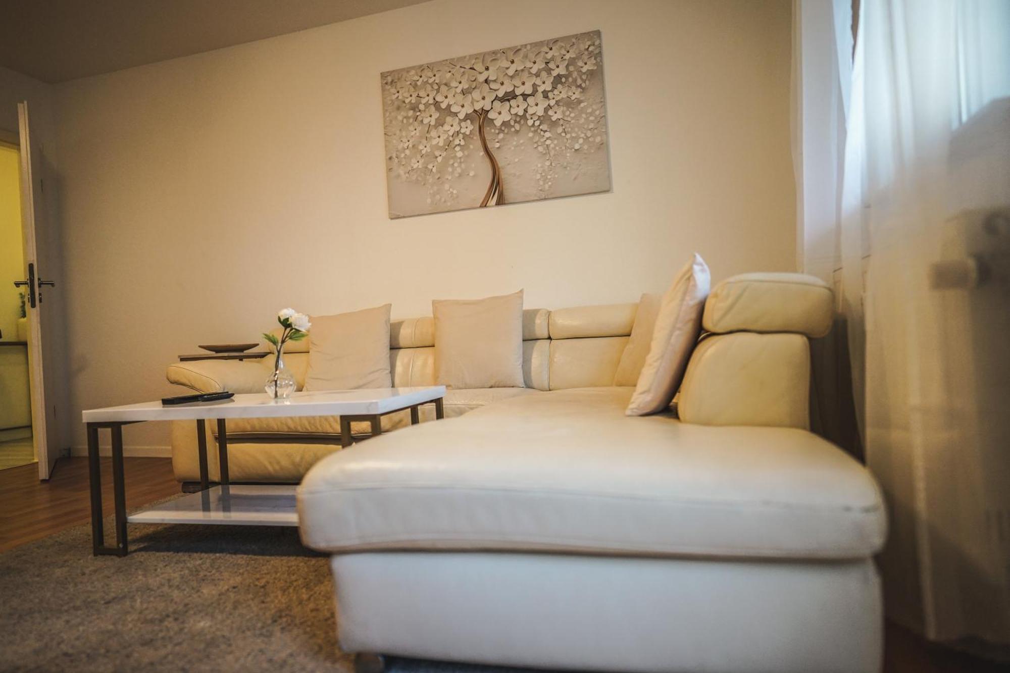 Moderne Ferienwohnung In Leimen Mit Balkon, Wehome Komfort المظهر الخارجي الصورة
